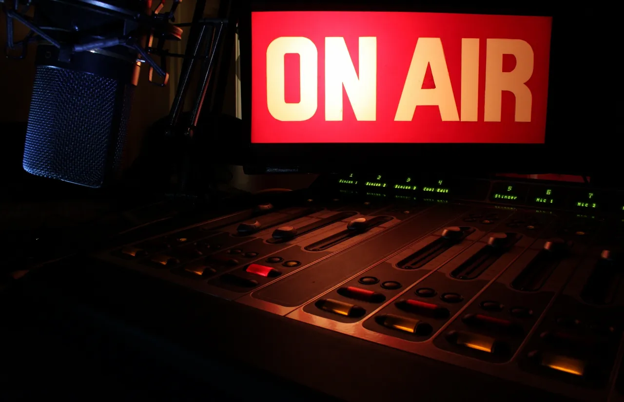 true vine radio show